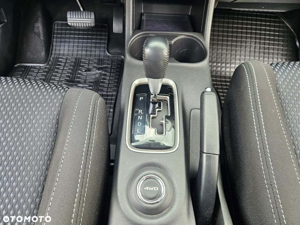 Mitsubishi Outlander 2.0 Intense Comfort 4WD CVT - 20