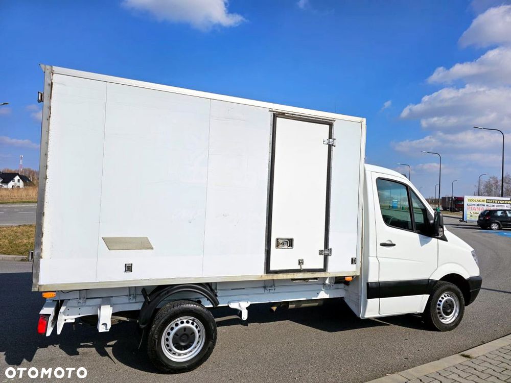 Mercedes-Benz Sprinter - 37