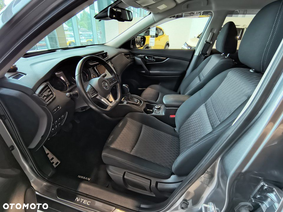 Nissan X-Trail - 4