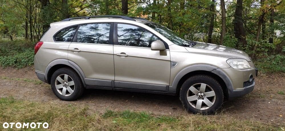 Chevrolet Captiva 2.0 d LT medium - 11