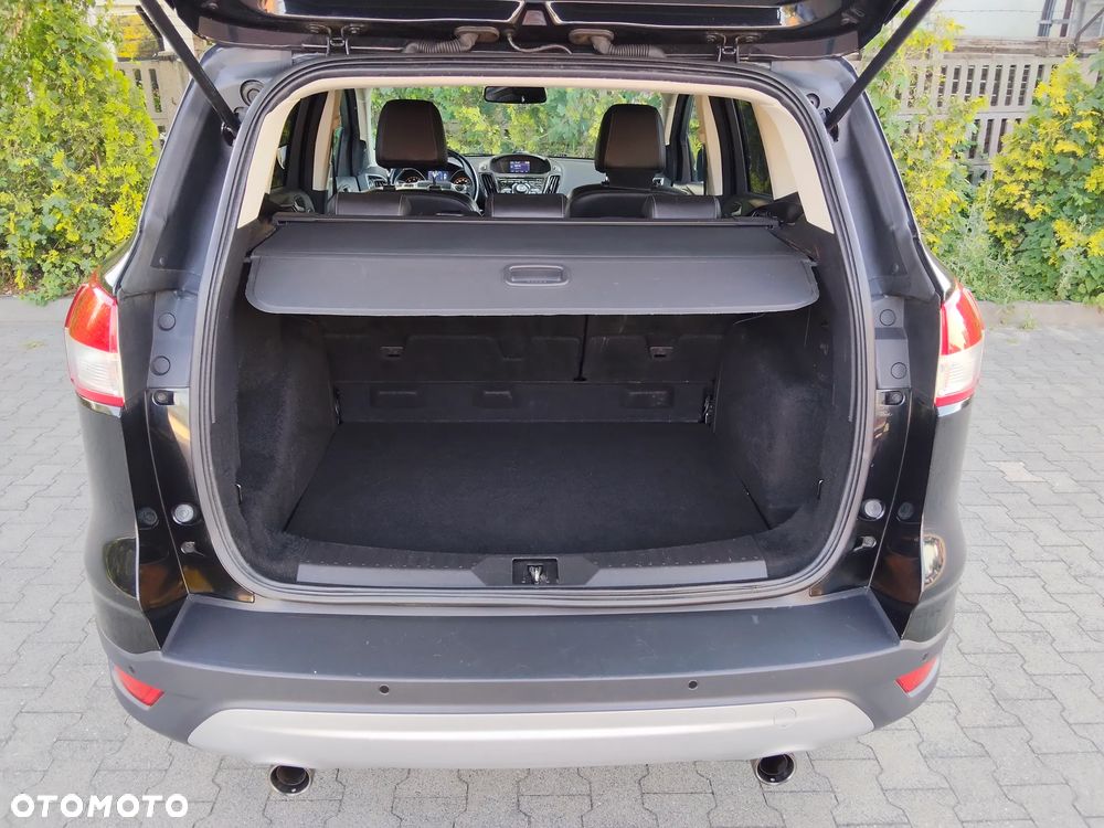 Ford Kuga 1.6 EcoBoost 2x4 Titanium - 19