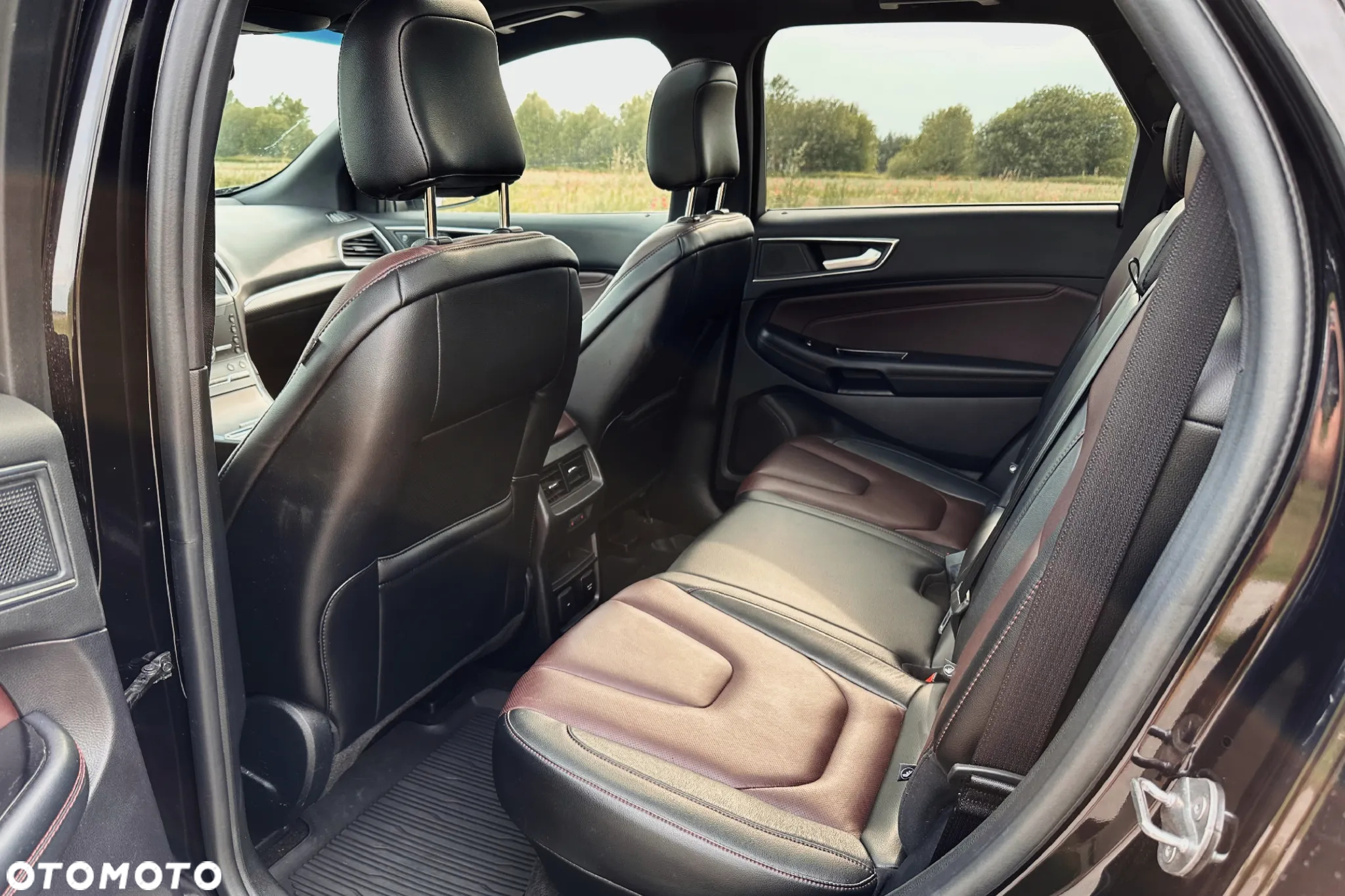Ford Edge - 11