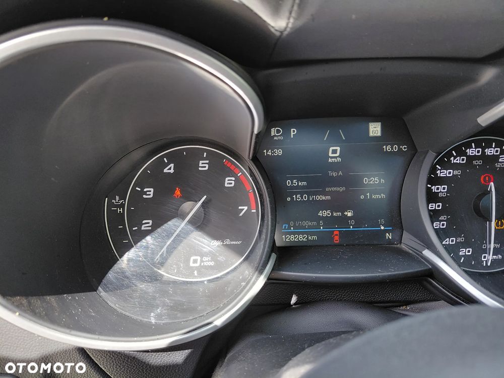 Alfa Romeo Stelvio 2.0 Turbo Veloce TI Q4 - 12