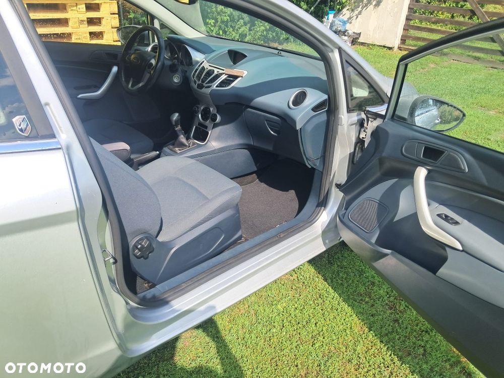 Ford Fiesta - 5