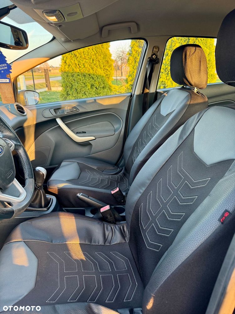 Ford Fiesta 1.4 TDCi Ghia - 7