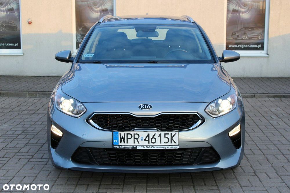 Kia Ceed 1.6 CRDi mHEV M - 2