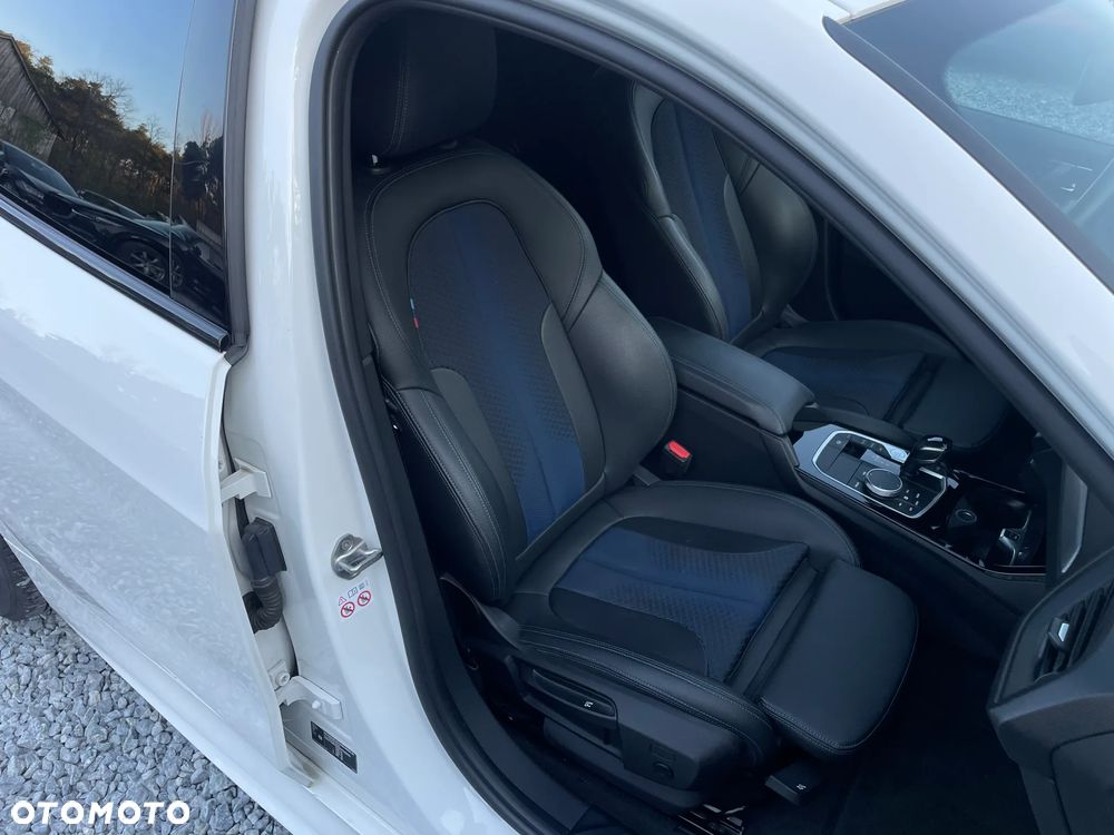 BMW Seria 1 118d Edition M Sport Shadow - 22