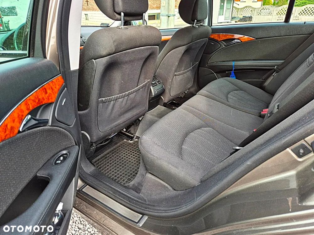 Mercedes-Benz Klasa E 200 T CDI Automatik Avantgarde - 9