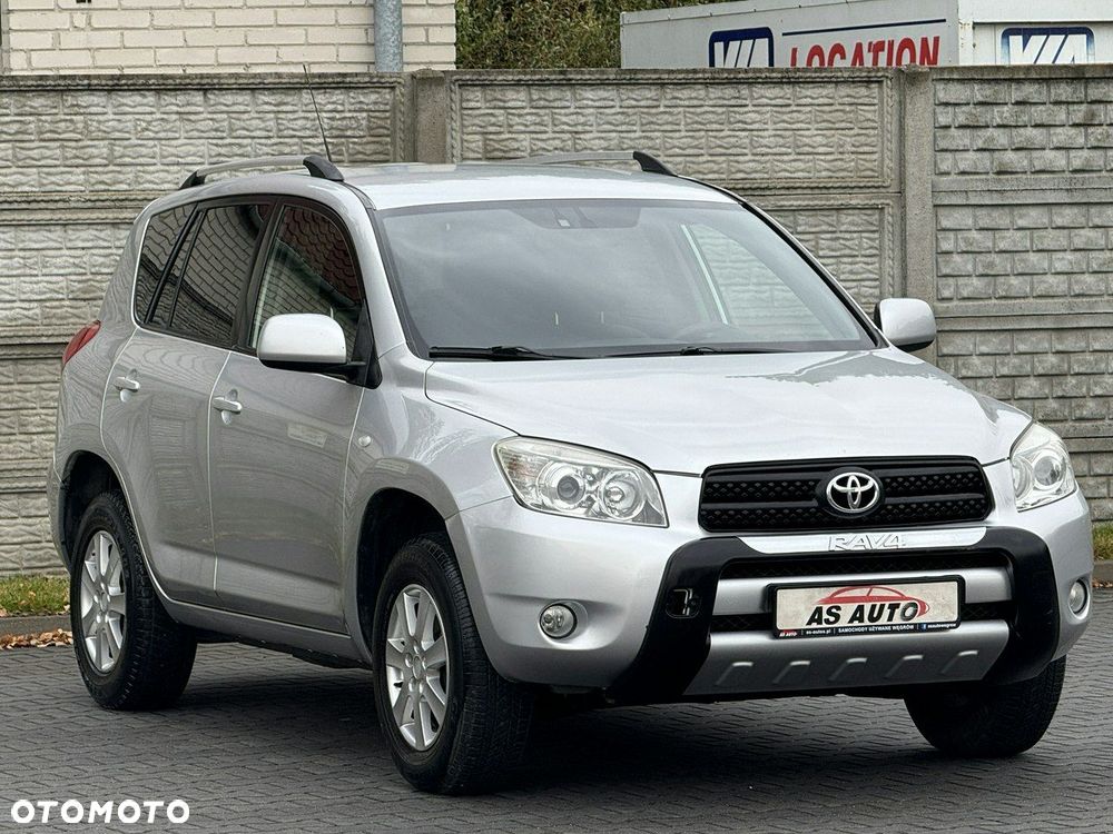 Toyota RAV4 2.2 D-4D 4x4 Executive - 24