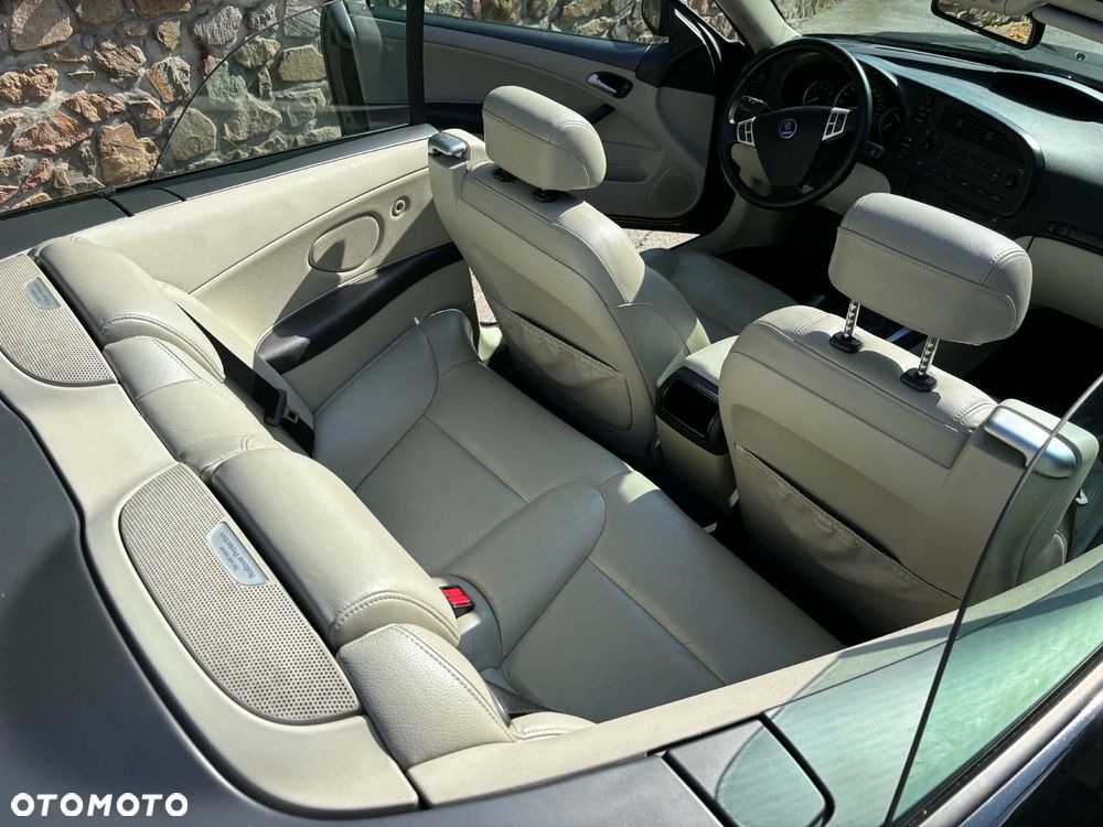 Saab 9-3 2.0T Aero - 26