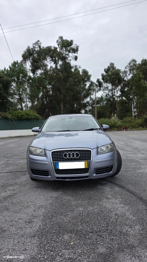 Audi A3 1.9 TDI Ambiente - 4