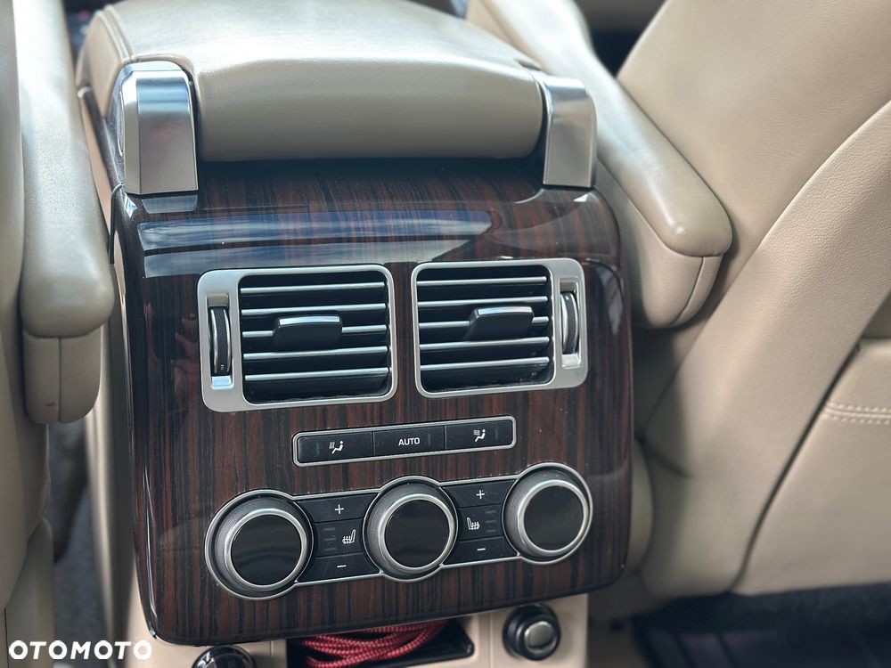 Land Rover Range Rover 4.4SD V8 Vogue - 13