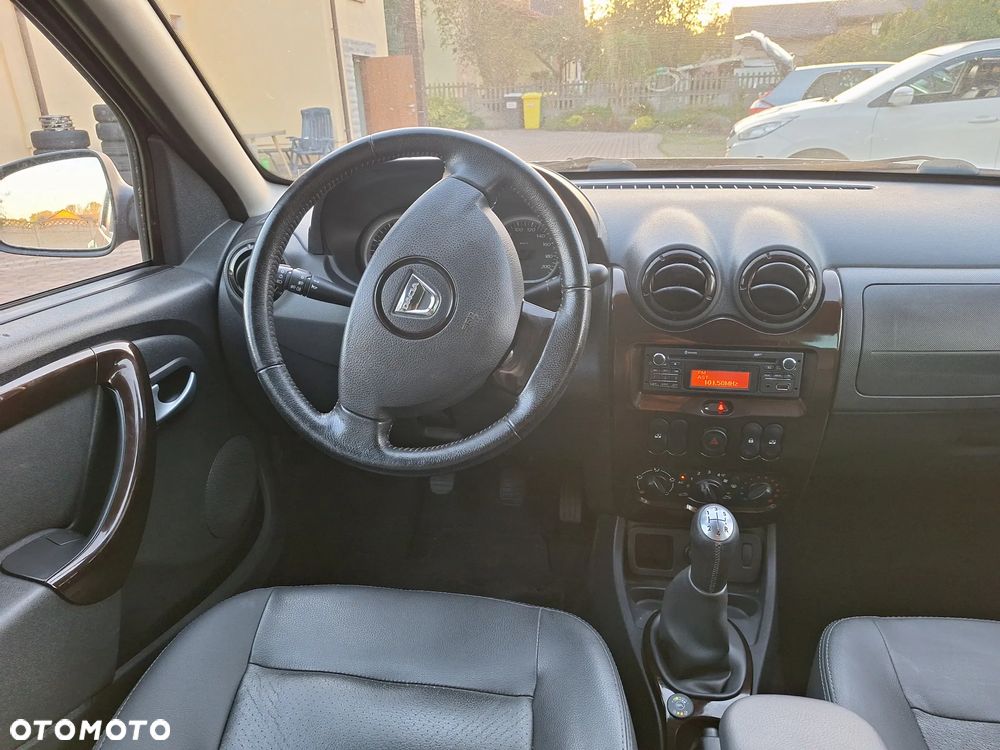 Dacia Duster 1.6 16V 4x2 Prestige - 6