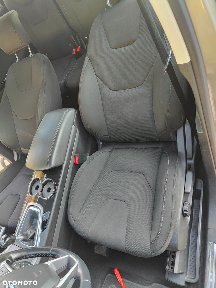 Ford S-Max 2.0 TDCi Titanium - 16