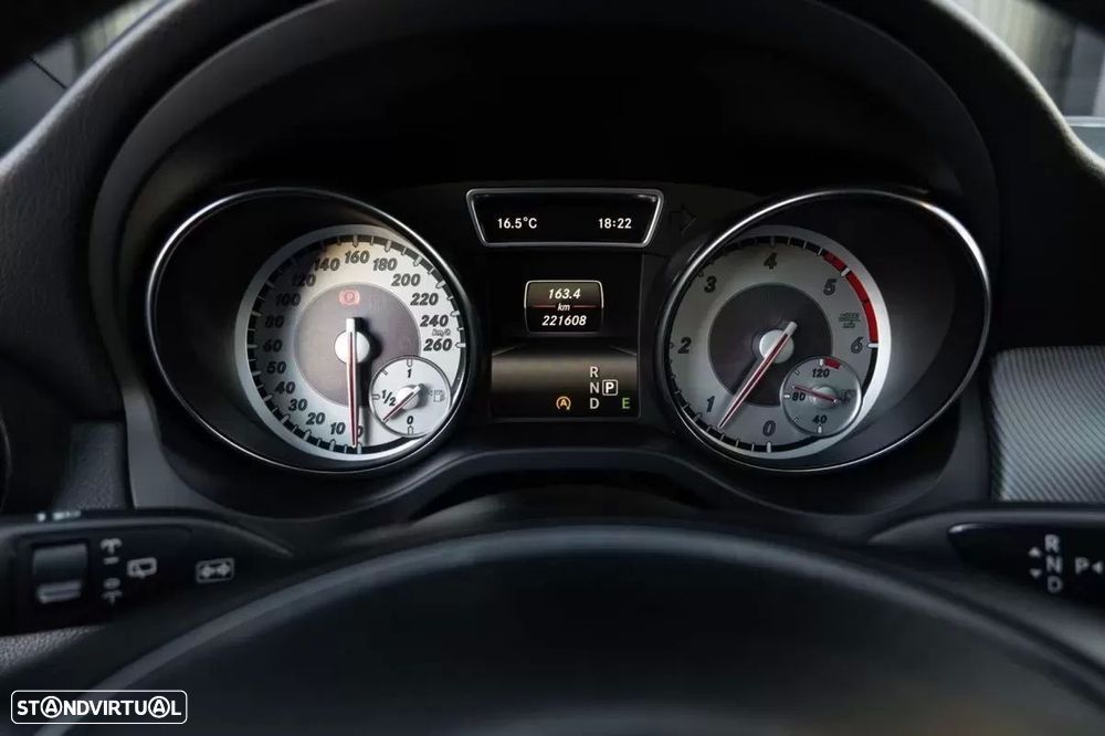 Mercedes-Benz CLA 200 - 17