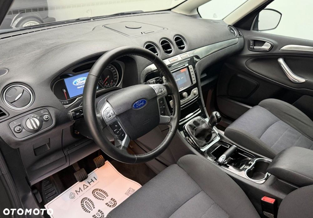 Ford S-Max 2.0 Titanium - 23