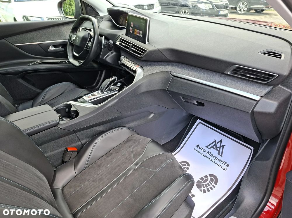 Peugeot 3008 PureTech 130 Stop & Start GPF EAT8 Roadtrip - 32