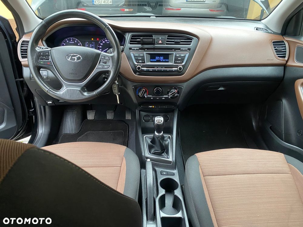 Hyundai i20 1.2 Comfort - 10