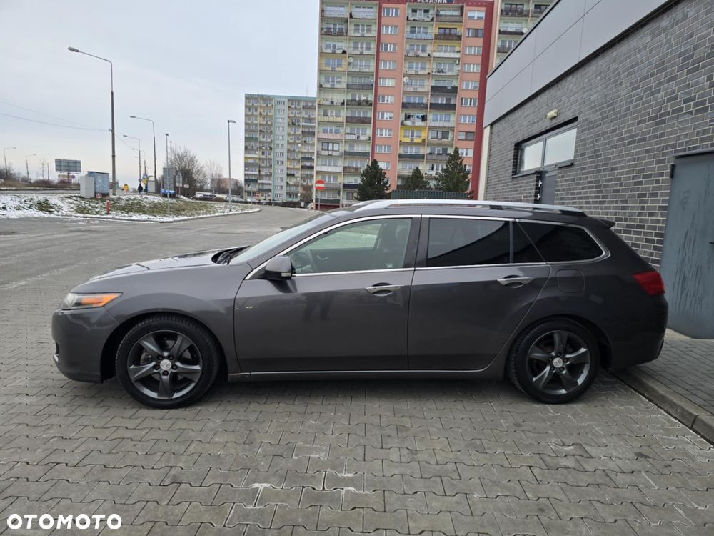 Honda Accord 2.0 Executive - 37