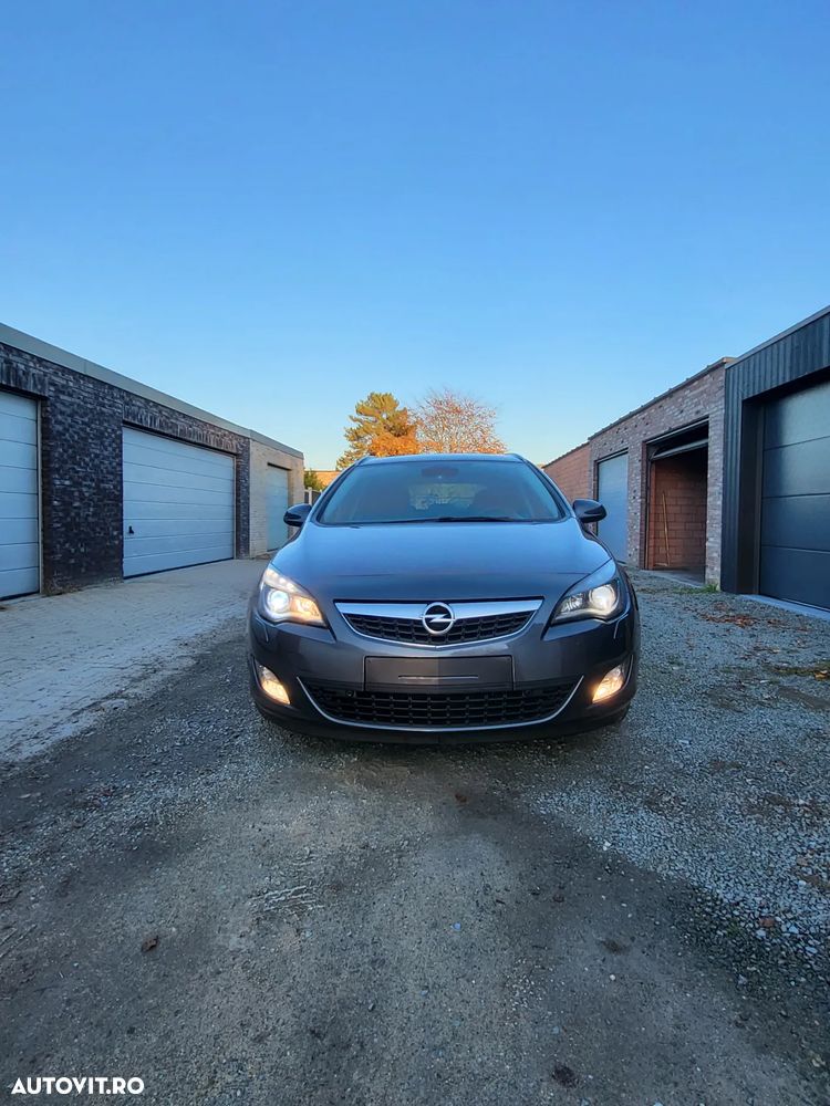 Opel Astra 1.7 CDTI DPF Sports Tourer Edition - 9