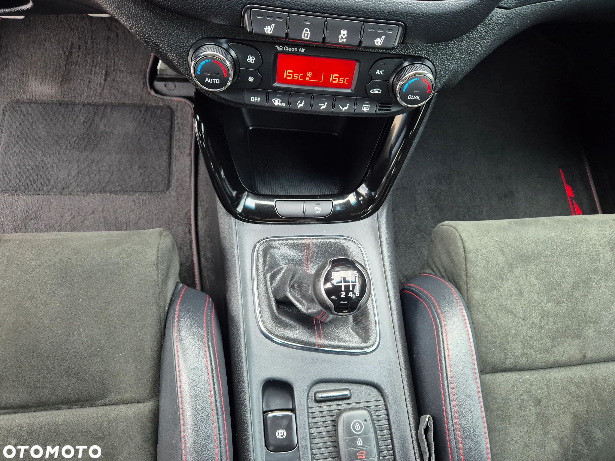 Kia Ceed 1.6 T-GDI GT-Challenge - 33