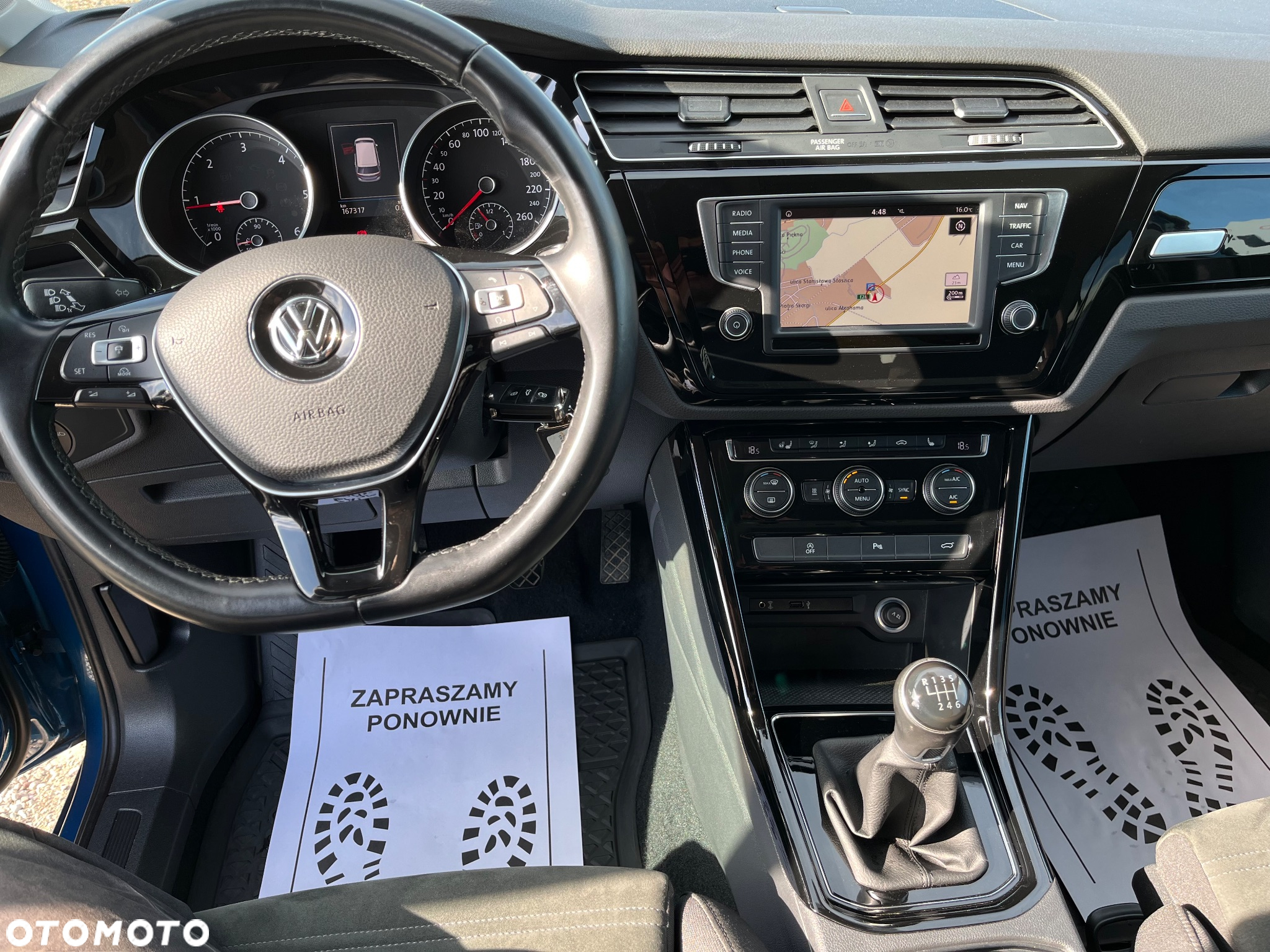 Volkswagen Touran 2.0 TDI BMT Highline - 9