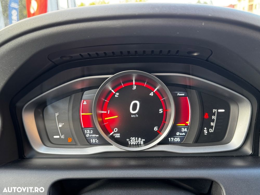 VOLVO XC60 2016 — imagine 23