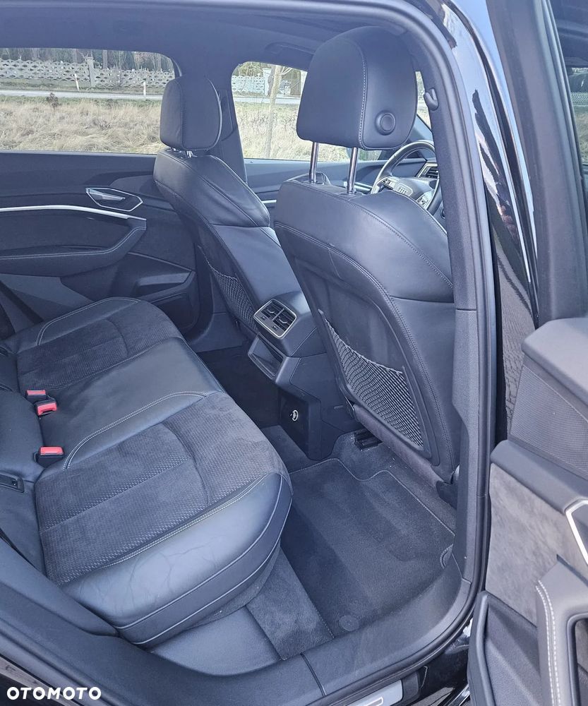 Audi e-tron 50 Quattro Advanced - 24
