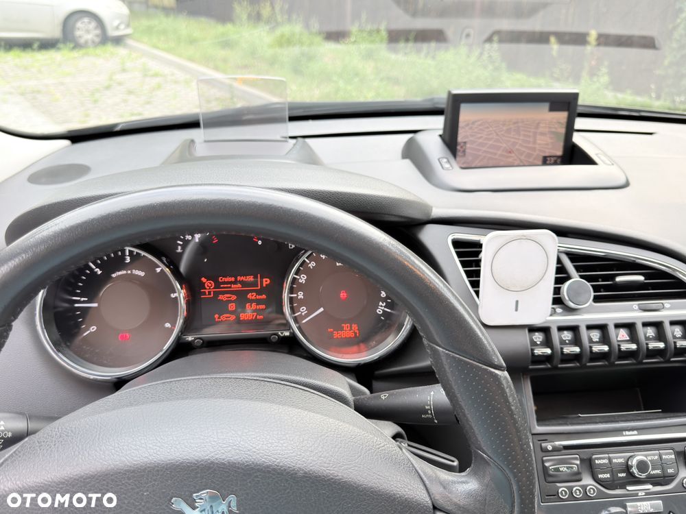 Peugeot 3008 2.0 HDi Premium - 9