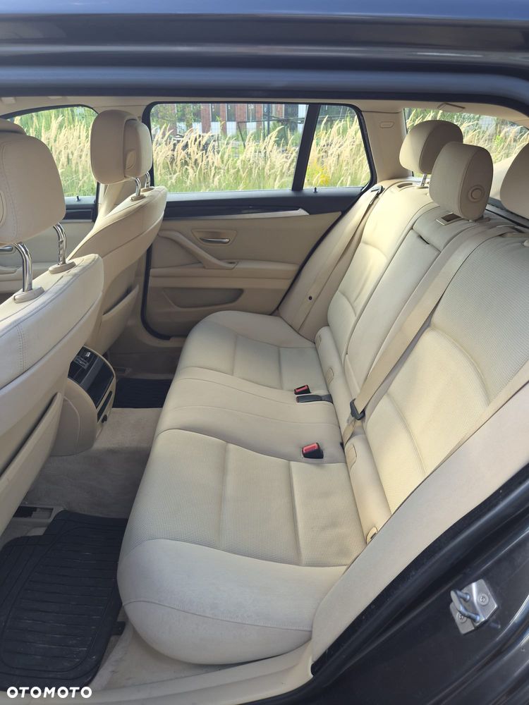 BMW Seria 5 520d - 3