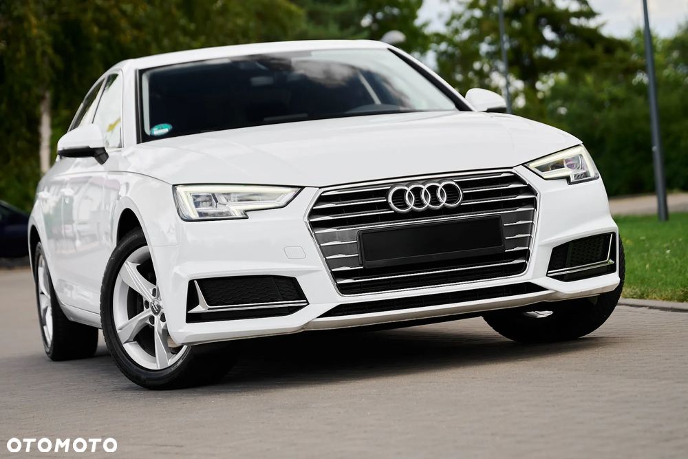 Audi A4 ver-2-0-tfsi-ultra-s-tronic-sport - 1