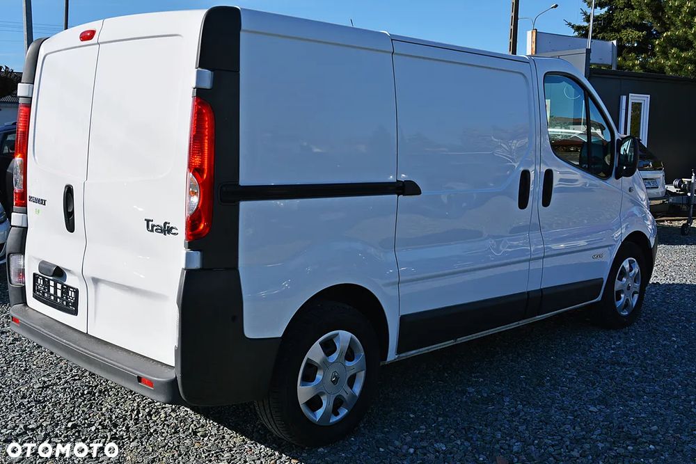 Renault Trafic - 11