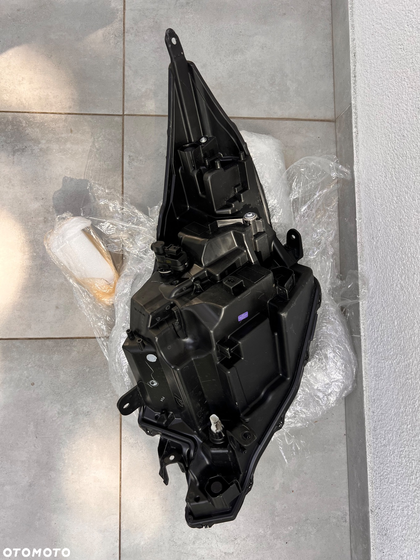 REFLEKTOR LAMPA TOYOTA AYGO X FULL LED 2021- - 8