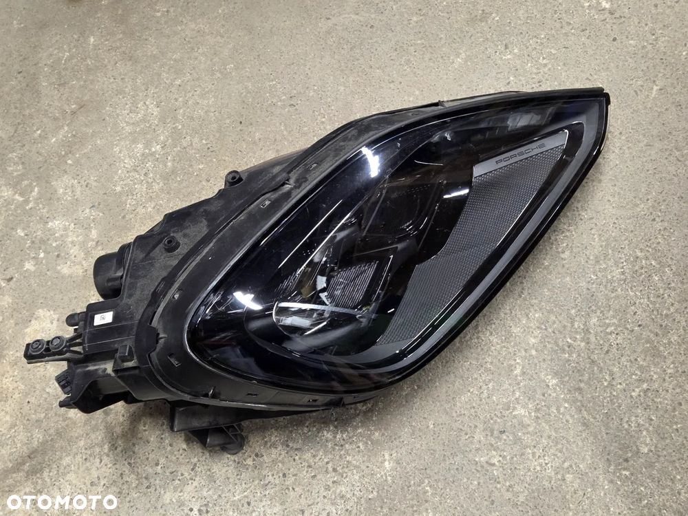 Porsche Cayenne 9Y lift Full Led lampa prawa  9Y0941060M - 1