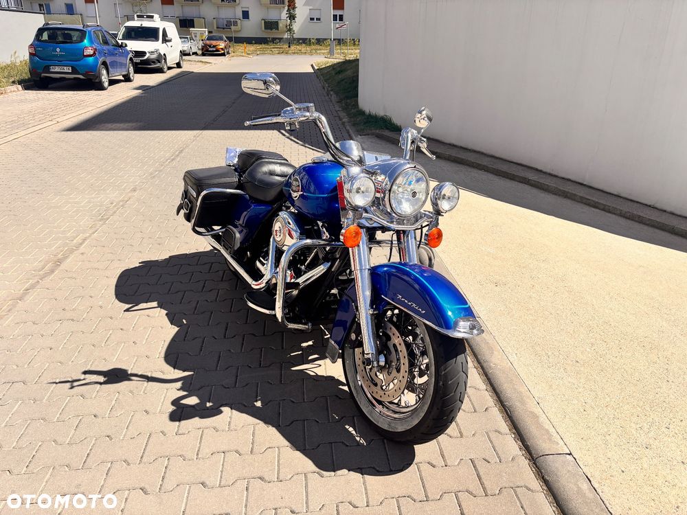Harley-Davidson Touring Road King - 2