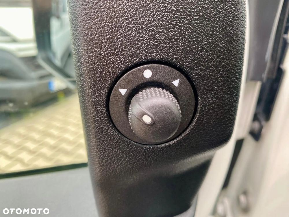 Fiat Doblo - 15