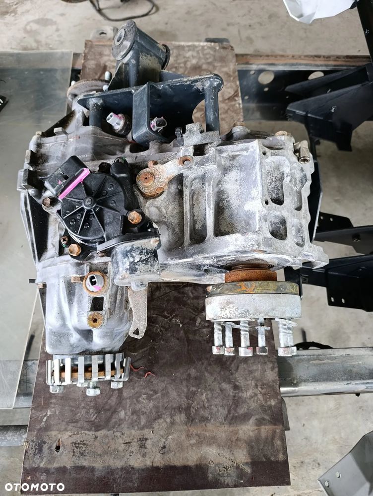 REDUKTOR SKRZYNII BIEGÓW IVECO DAILY 4X4 EURO 6 - 2
