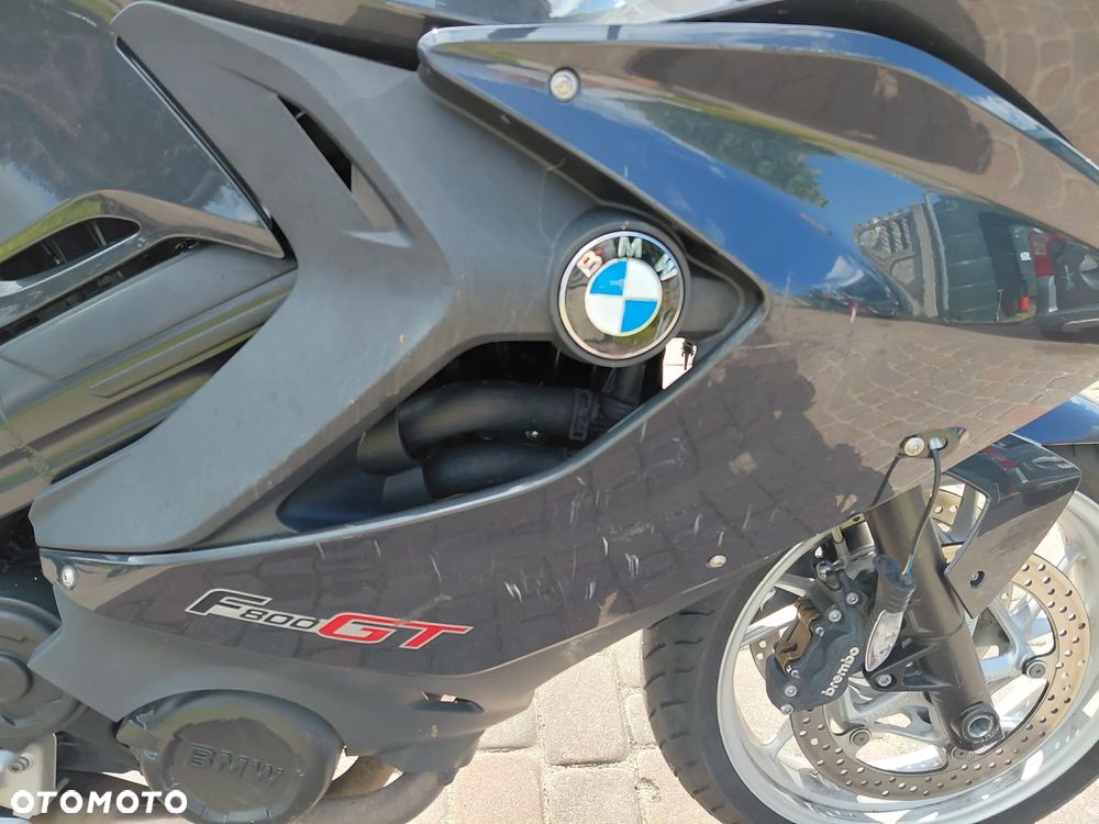 BMW F - 16