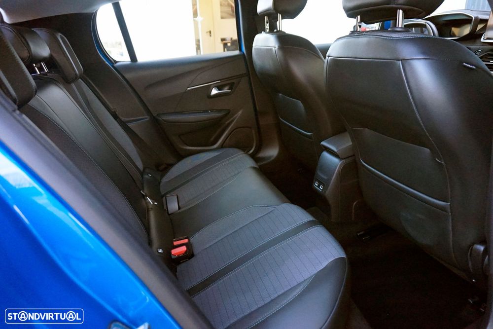 Peugeot 208 1.2 PureTech Allure - 6