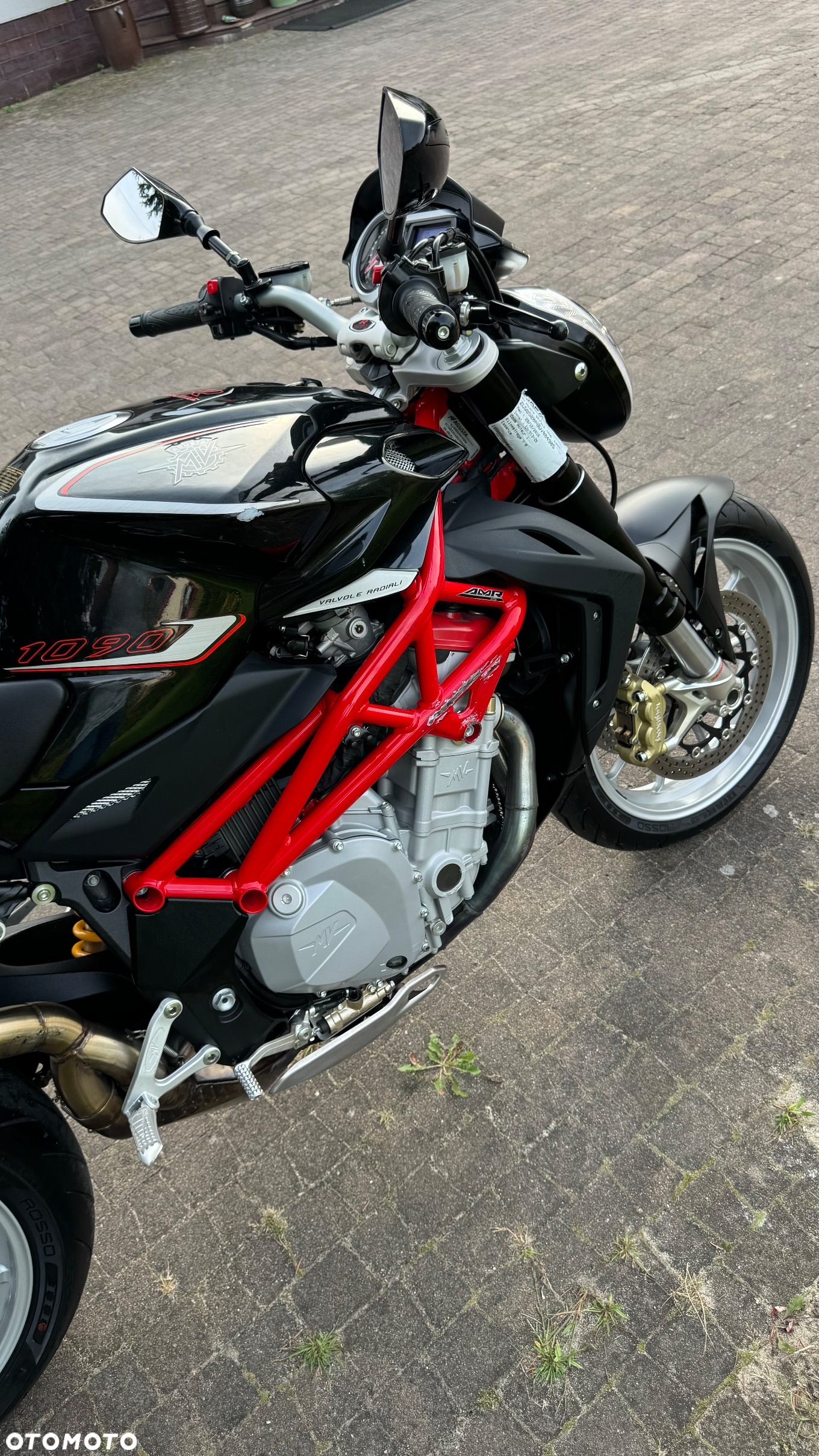 MV AGUSTA Brutale - 15