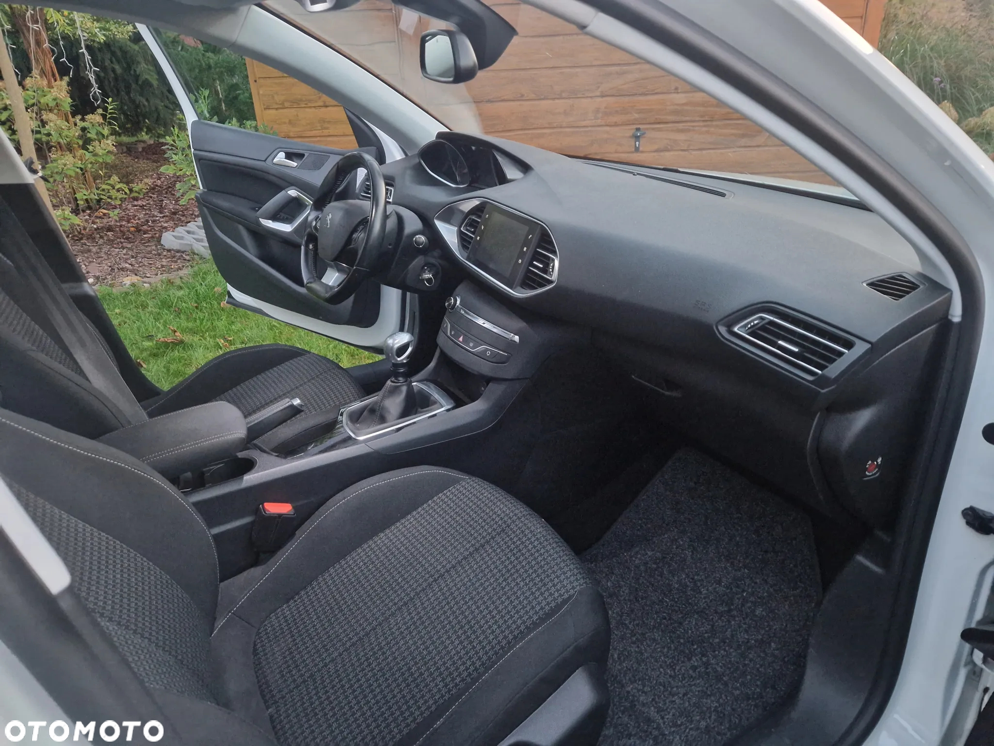 Peugeot 308 SW BlueHDi 120 Stop & Start Active - 10
