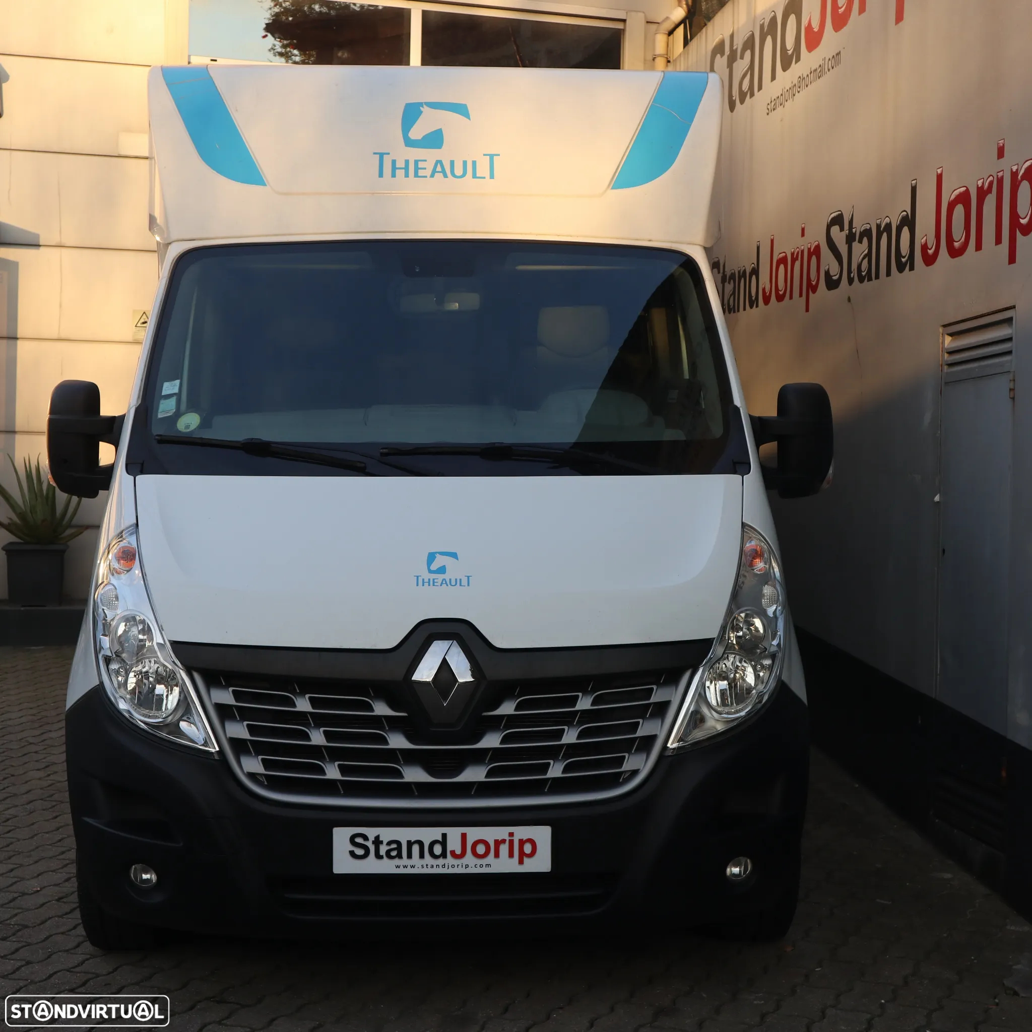 Renault Master 2.3 dCi 170cv Transporte Cavalos - 3