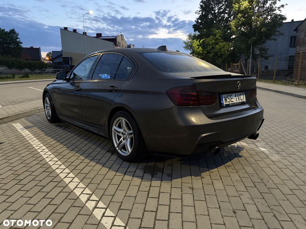 BMW Seria 3 320i Efficient Dynamics - 4