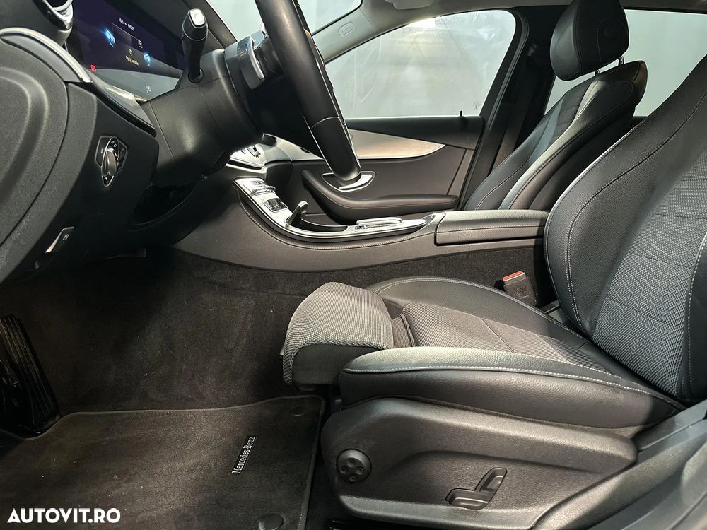 Mercedes-Benz E - 25