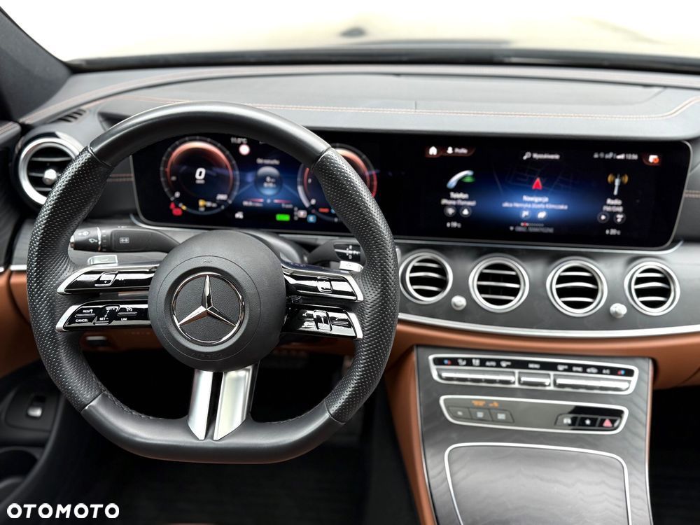 Mercedes-Benz Klasa E - 17