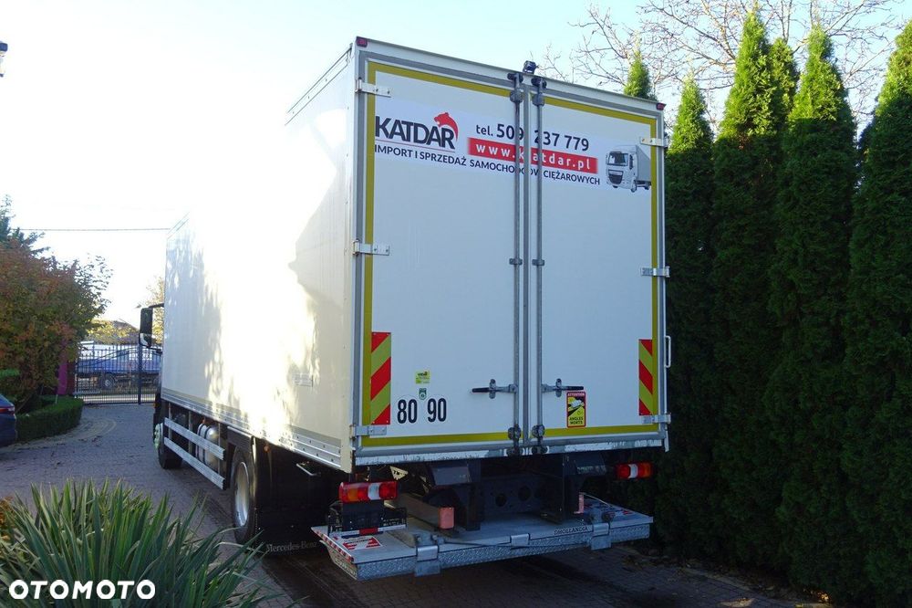 Mercedes-Benz Antos 1827 Euro 6 tylko 228tys.km ! ks. serwisowa kontener - 2