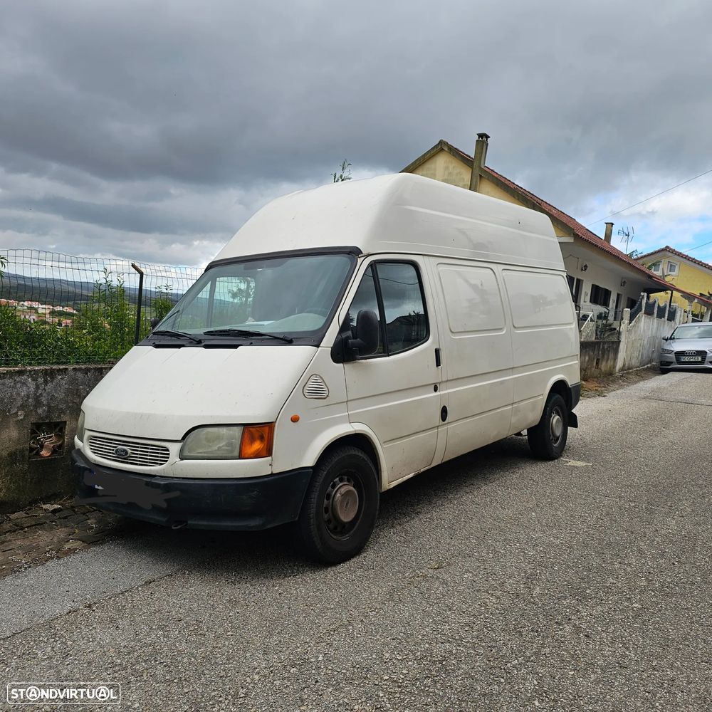 Ford Transit Longa Alta - 1