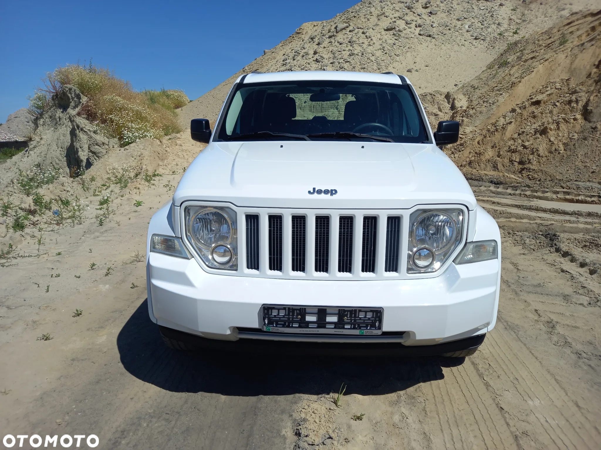Jeep Liberty - 24