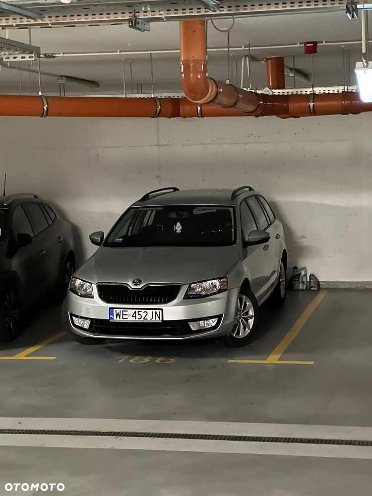 Skoda Octavia 1.6 TDI Ambition - 10