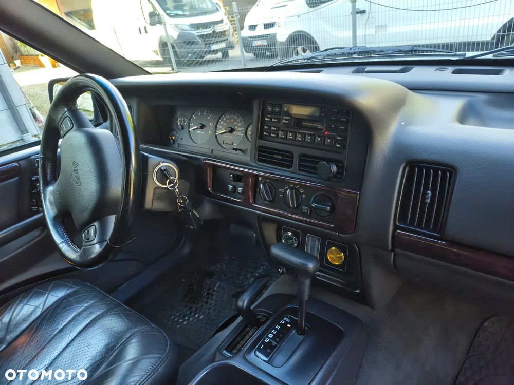 Jeep Grand Cherokee Gr 4.0 Laredo - 12
